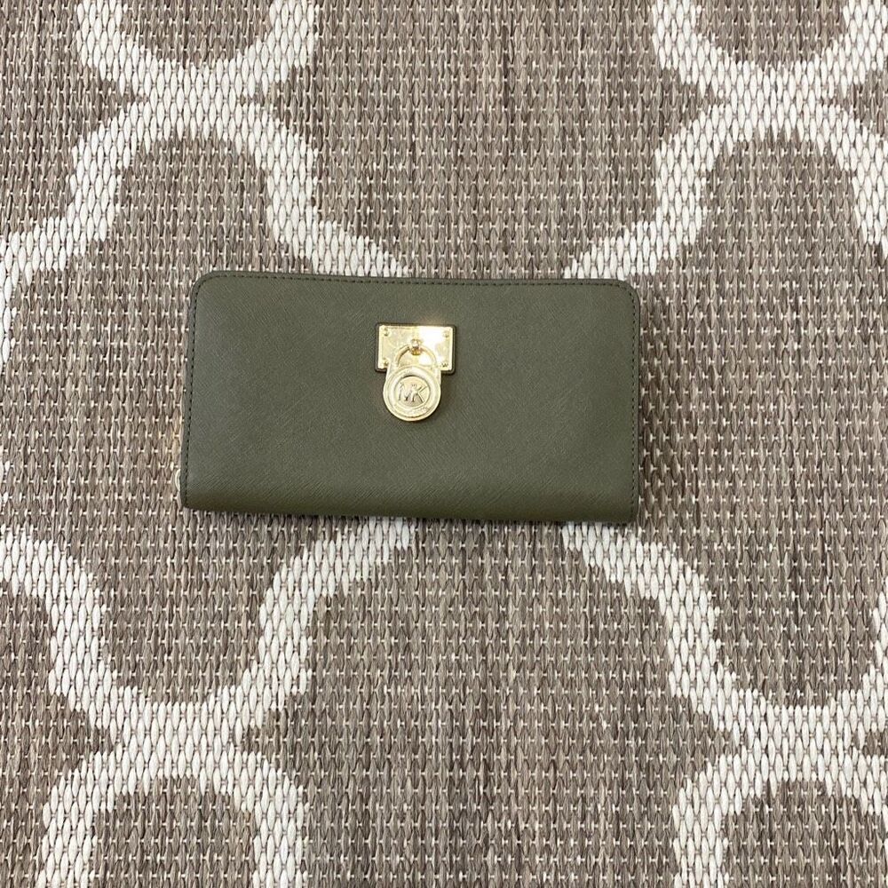 Michael Kors Green Wallet with Gold Clasp